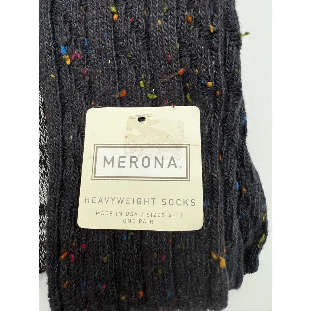4 pair of woman's socks